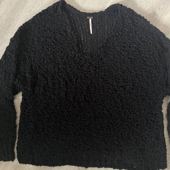 Free People Women’s Black Loose Knit Relaxed Fit Sweater Size Small - Picture 4 of 11